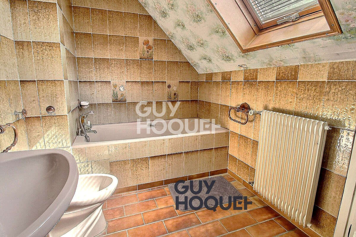 Maison à LIMEIL-BREVANNES