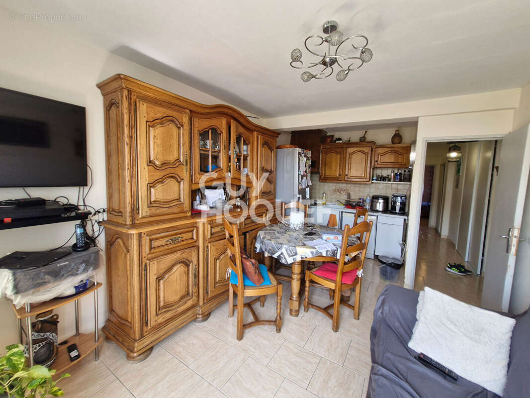 Appartement à MARSEILLE-15E