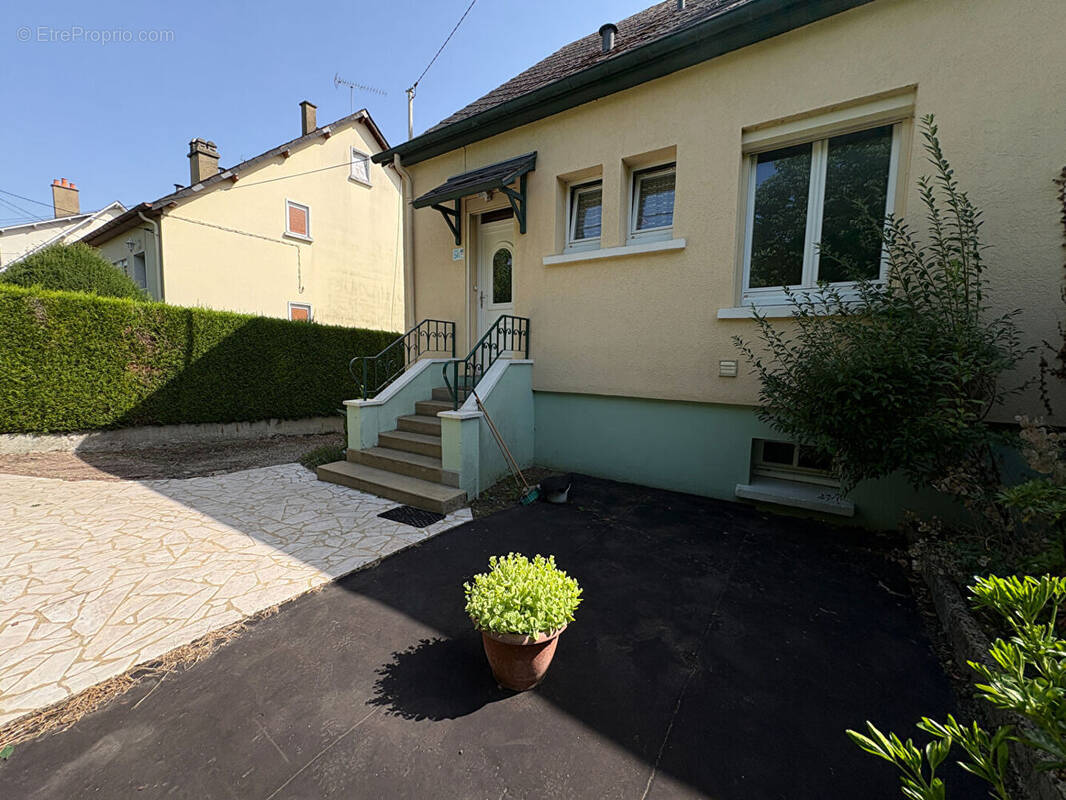 Maison à LA FERTE-BERNARD