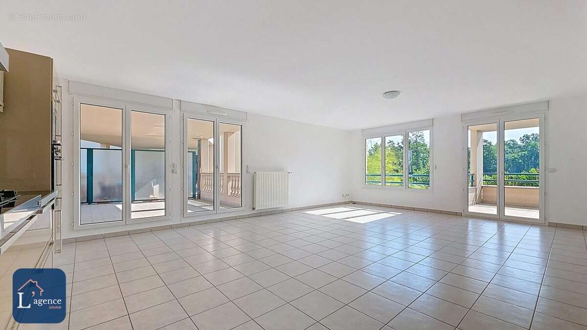 Appartement à DIVONNE-LES-BAINS