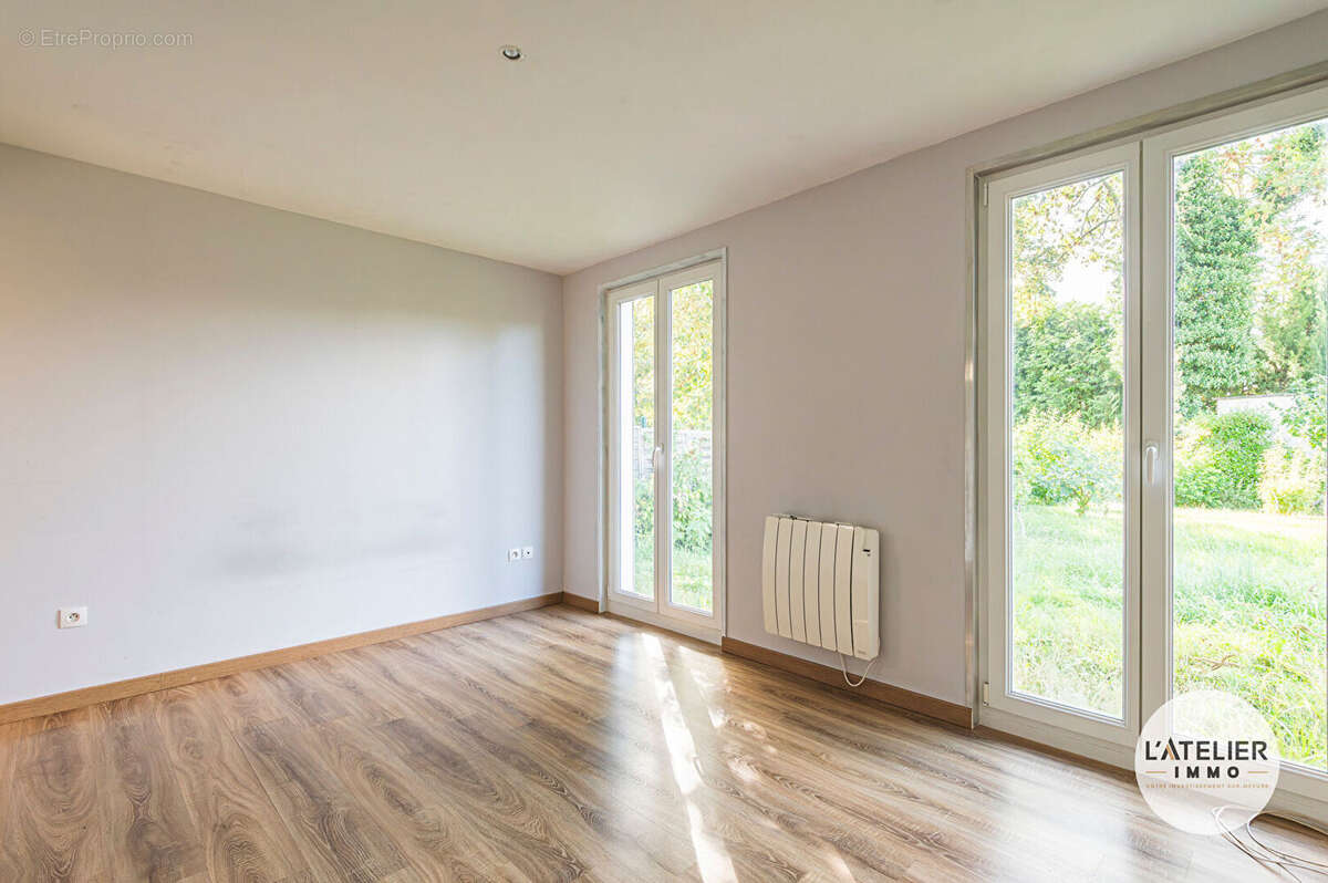 Maison à AUMENANCOURT