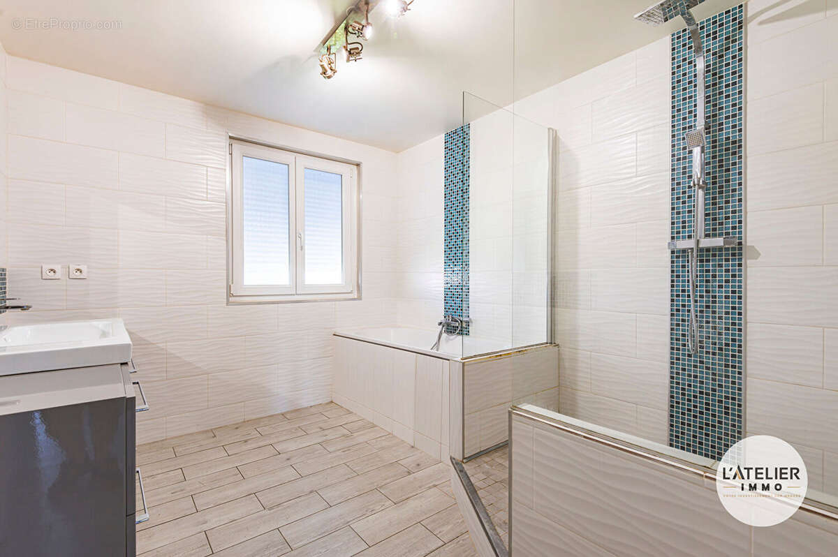 Maison à AUMENANCOURT