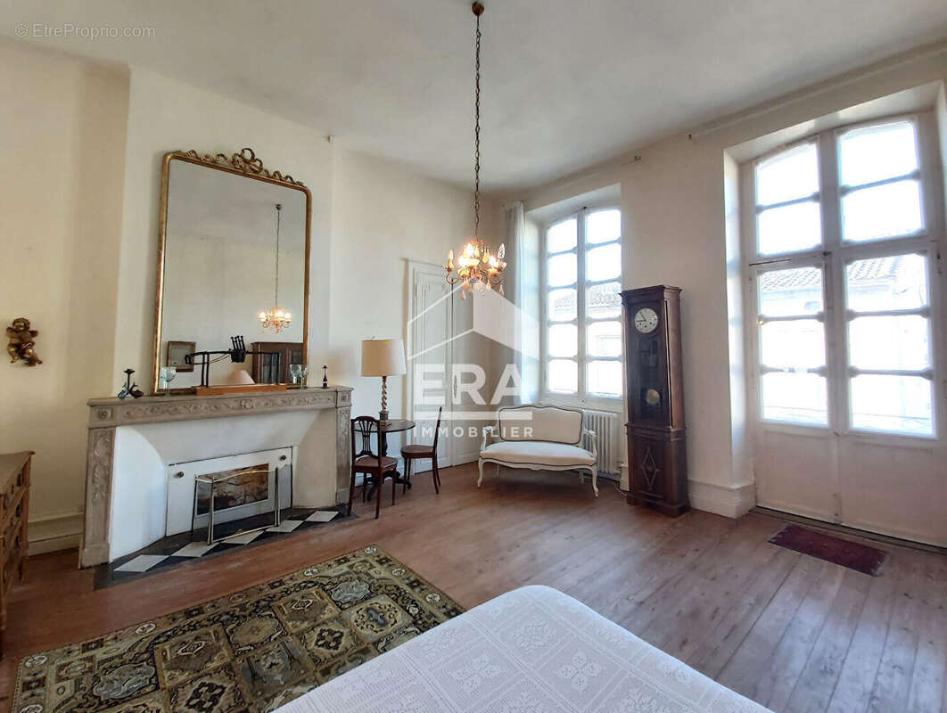 Maison à SAINTE-FOY-LA-GRANDE