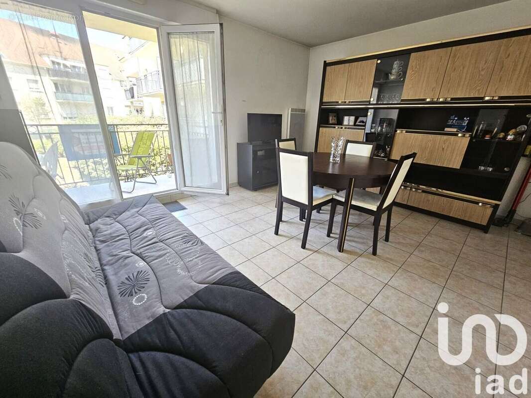 Photo 2 - Appartement à MONTLHERY