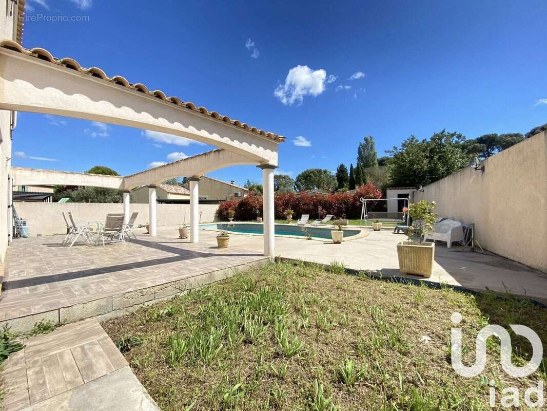 Photo 3 - Maison à MONTBAZIN