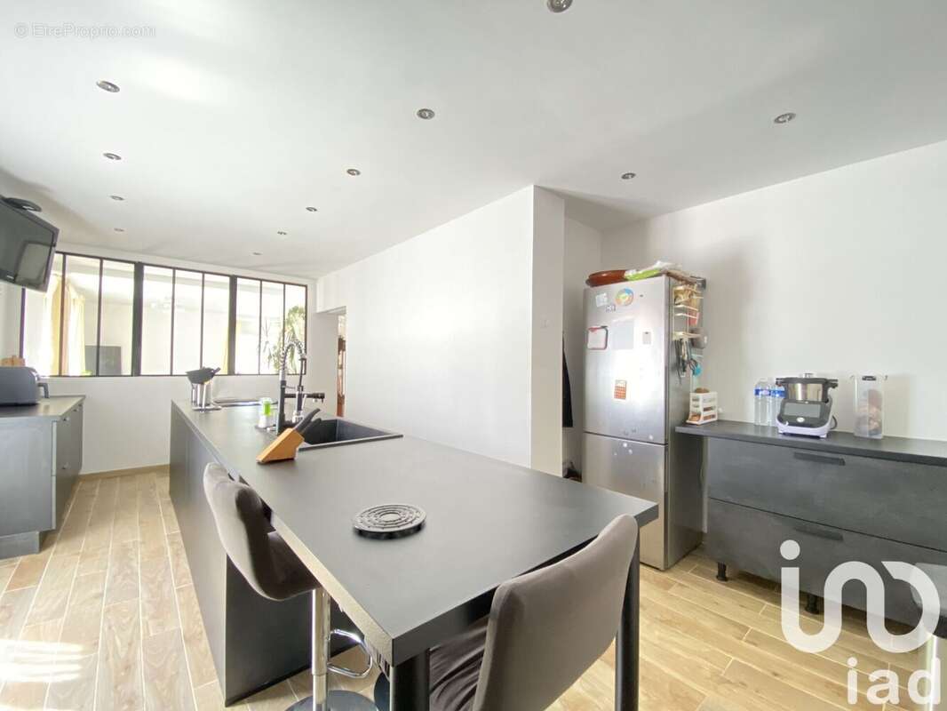 Photo 6 - Maison à MONTBAZIN