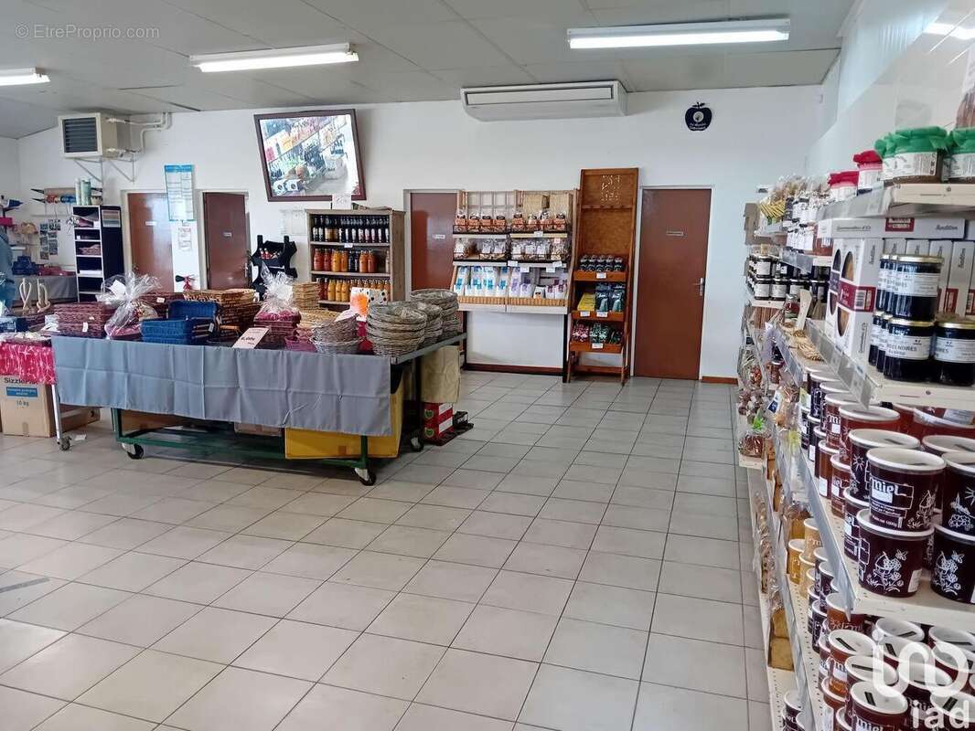 Photo 6 - Commerce à SAINT-LEONARD-DE-NOBLAT