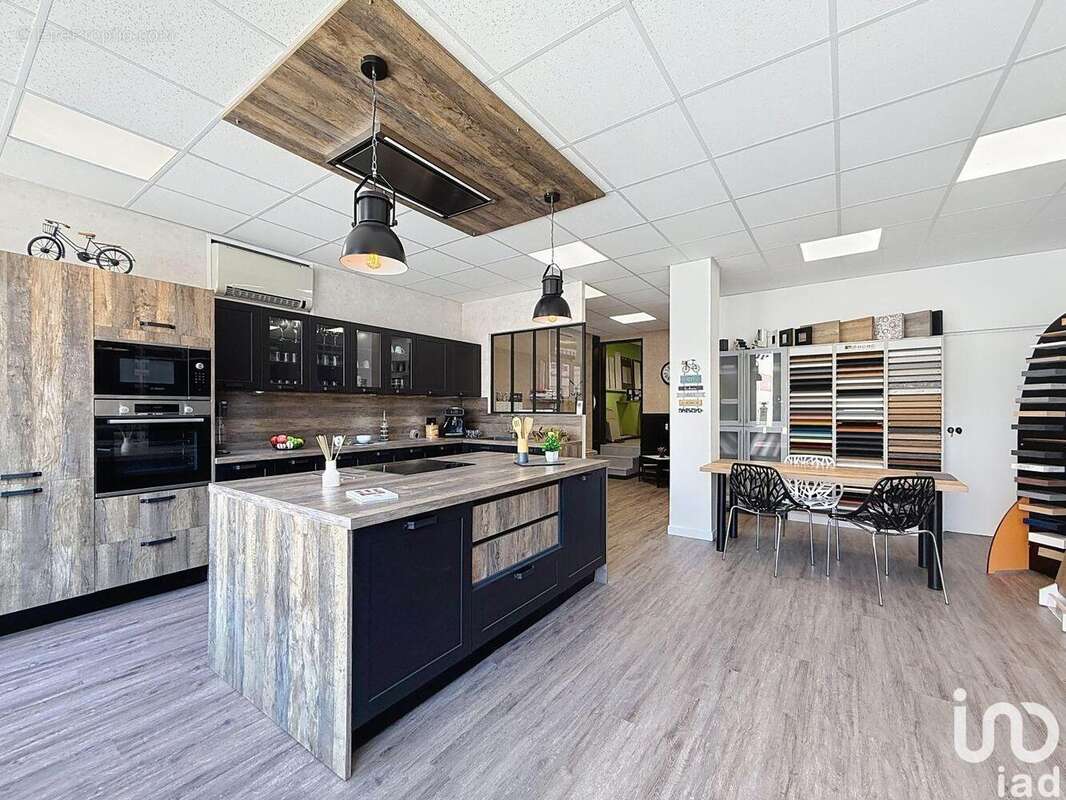 Photo 2 - Commerce à CHALONS-EN-CHAMPAGNE