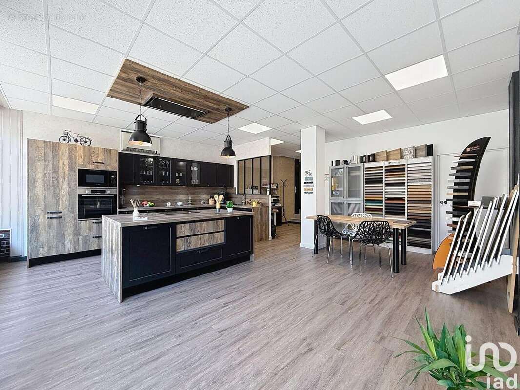 Photo 3 - Commerce à CHALONS-EN-CHAMPAGNE