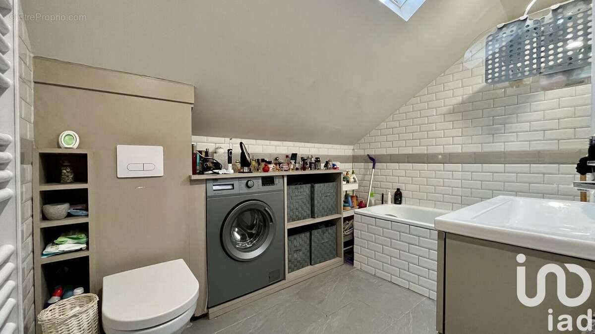 Photo 7 - Appartement à CORBEIL-ESSONNES