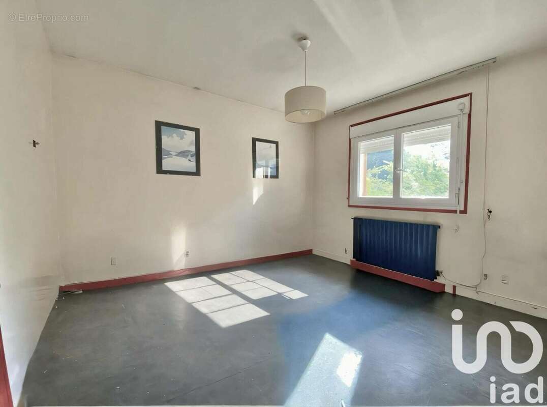 Photo 8 - Maison à REAUP-LISSE