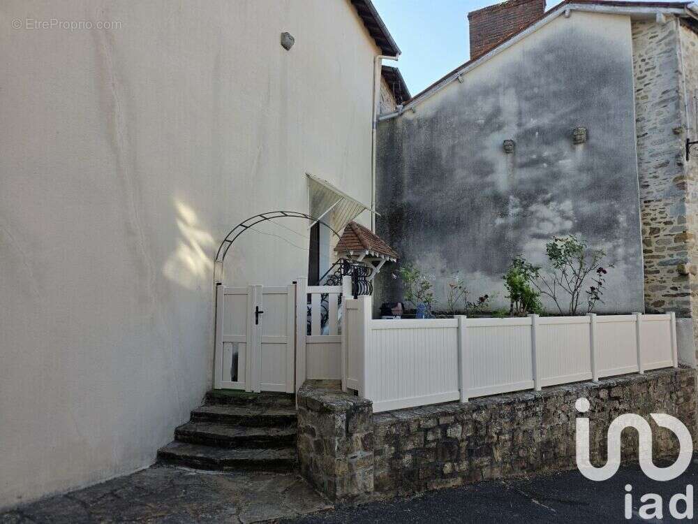 Photo 2 - Maison à BELLAC