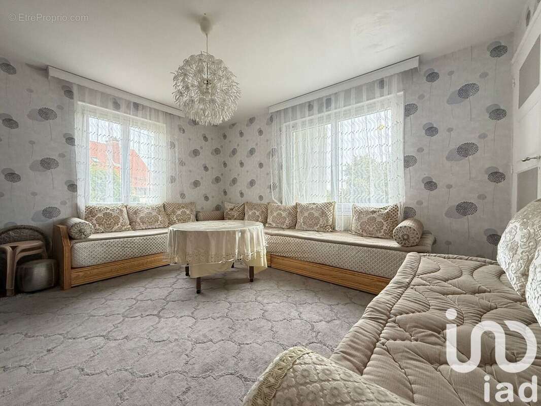 Photo 2 - Maison à GUEUGNON