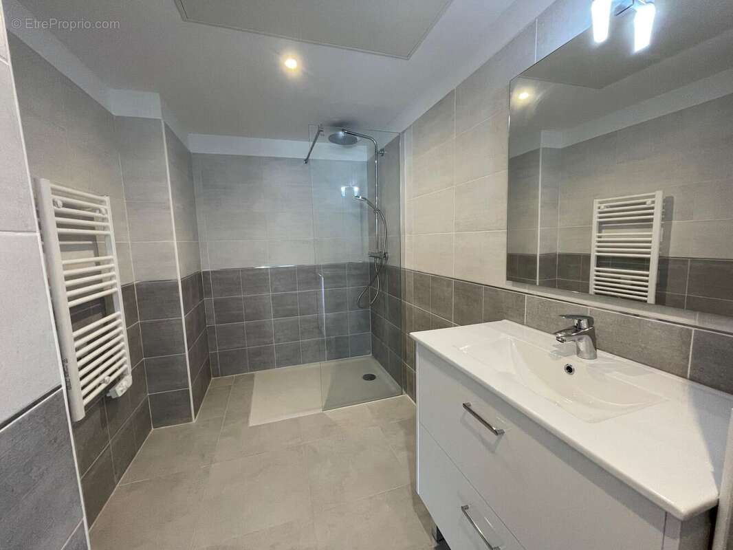 Photo 3 - Appartement à SAINT-RAPHAEL