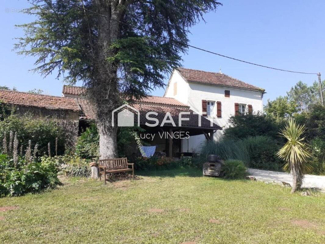 Photo 1 - Maison à GOUJOUNAC