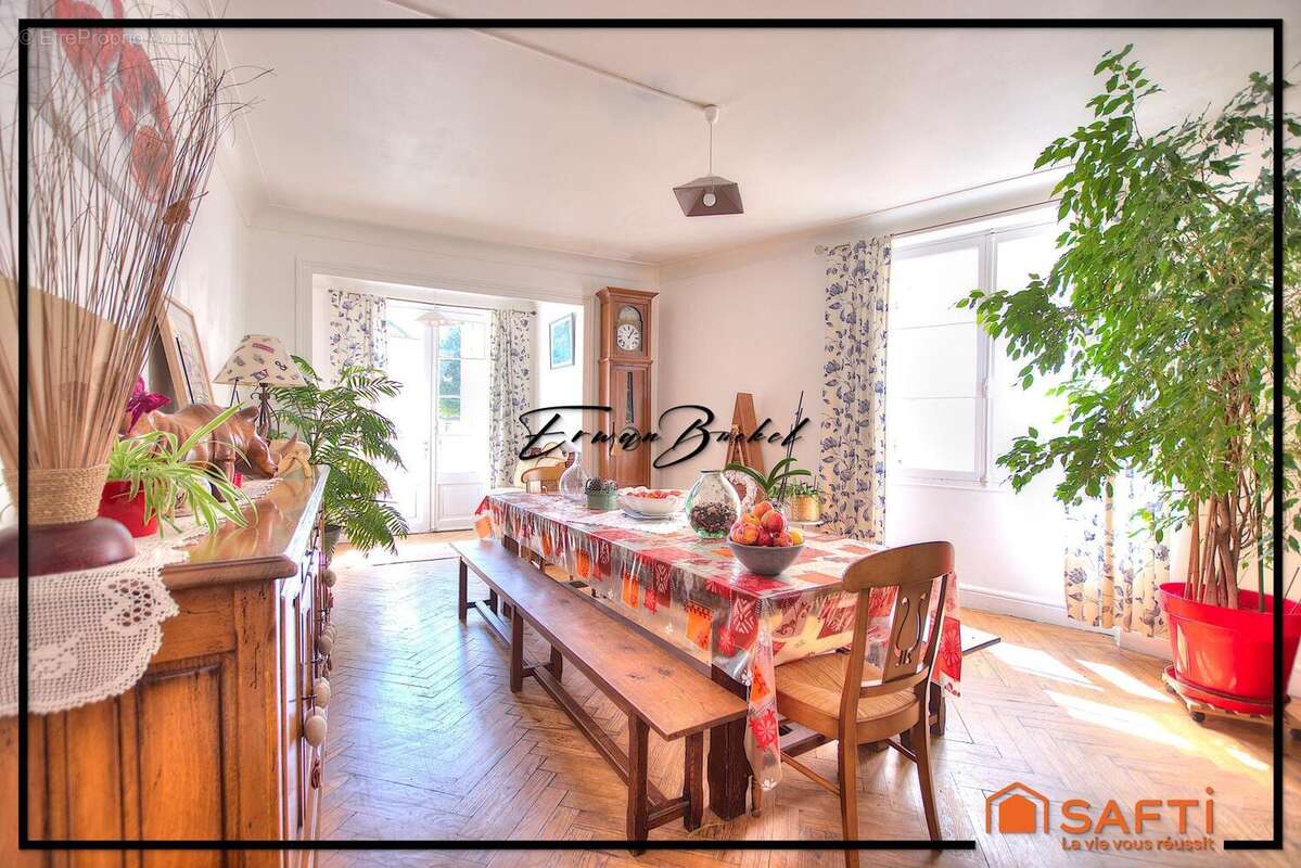 Photo 3 - Maison à SAINT-CHRISTOLY-DE-BLAYE