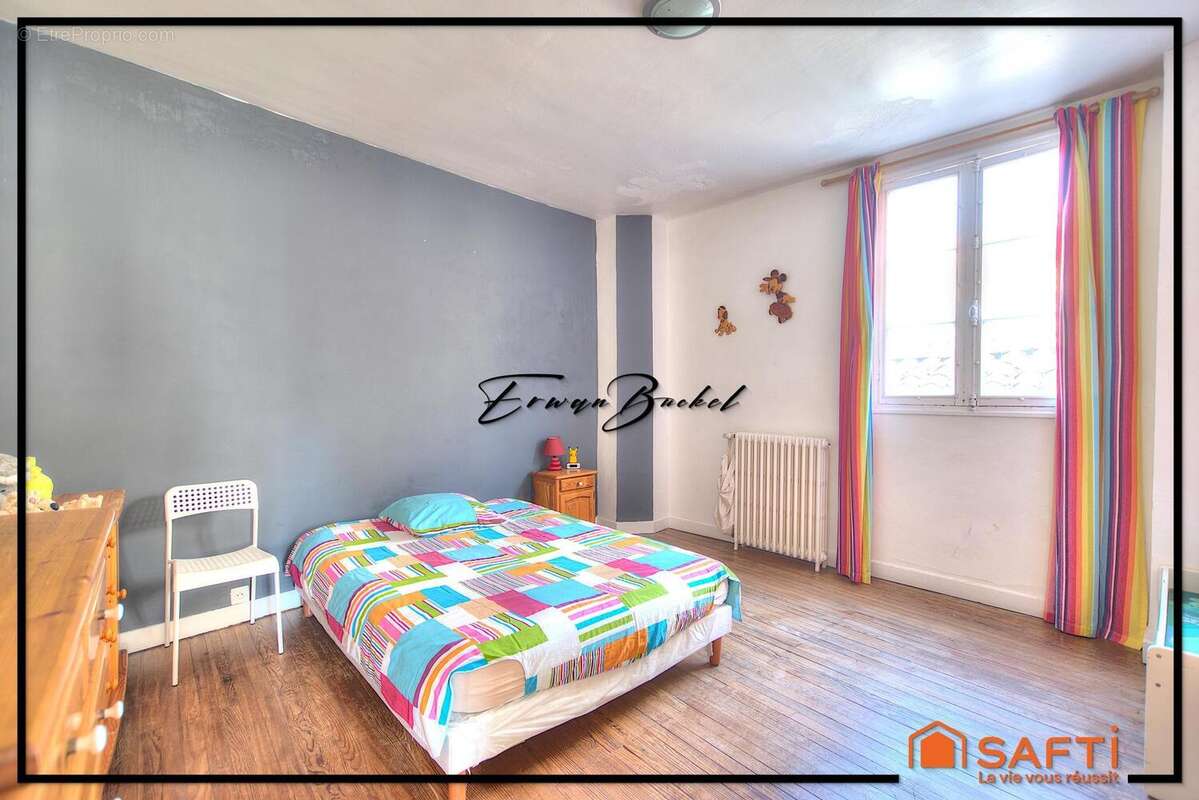 Photo 7 - Maison à SAINT-CHRISTOLY-DE-BLAYE