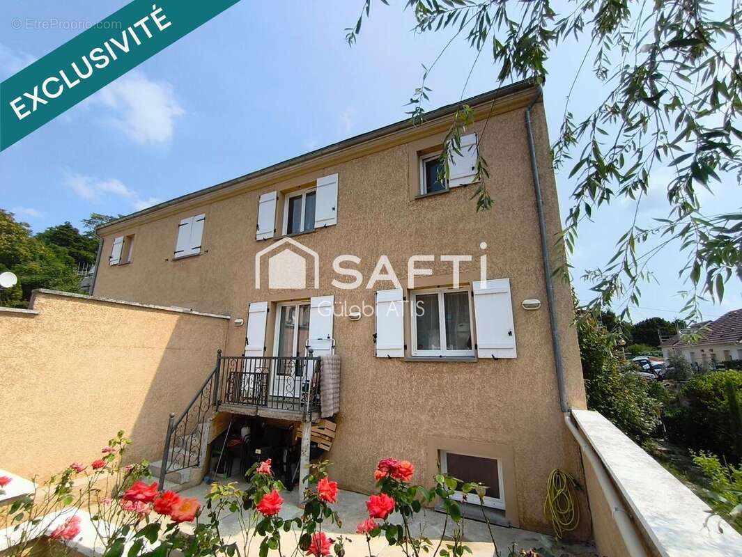 Photo 2 - Maison à MONTEREAU-FAULT-YONNE