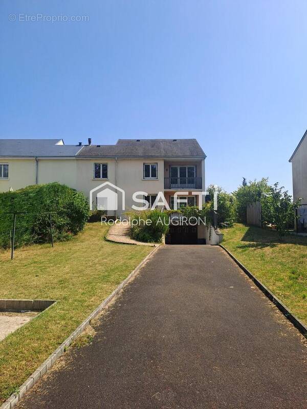 Photo 1 - Maison à SAINT-GERVAIS-LA-FORET