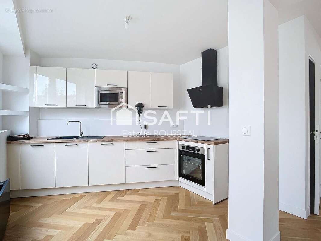 Photo 2 - Maison à SAINT-MAUR-DES-FOSSES