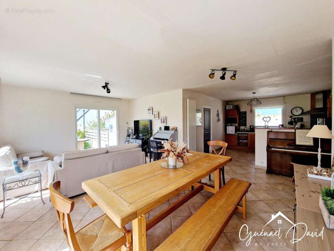 Photo 4 - Maison à PLOUGOULM