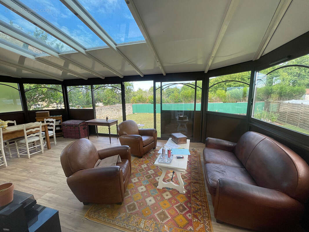 Maison à MONTIGNY-AUX-AMOGNES