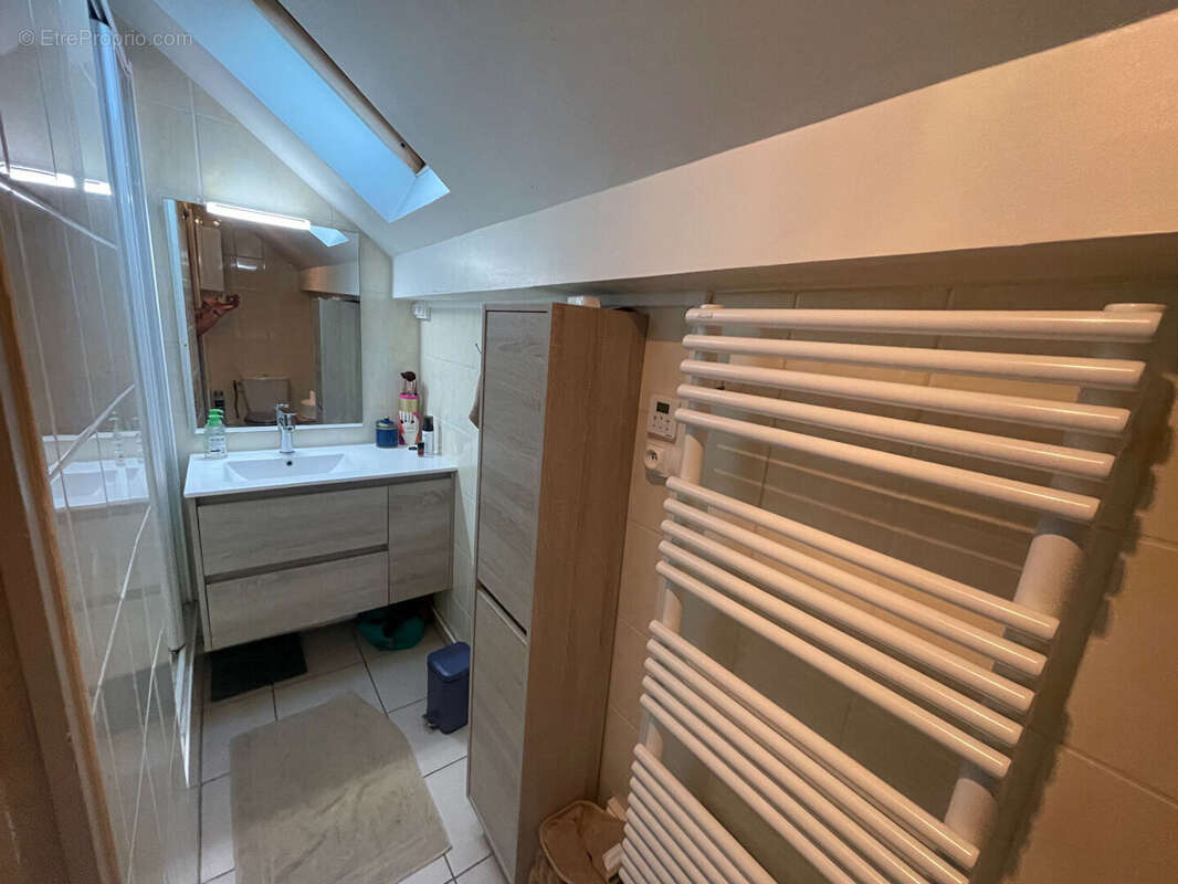 Maison à MONTIGNY-AUX-AMOGNES