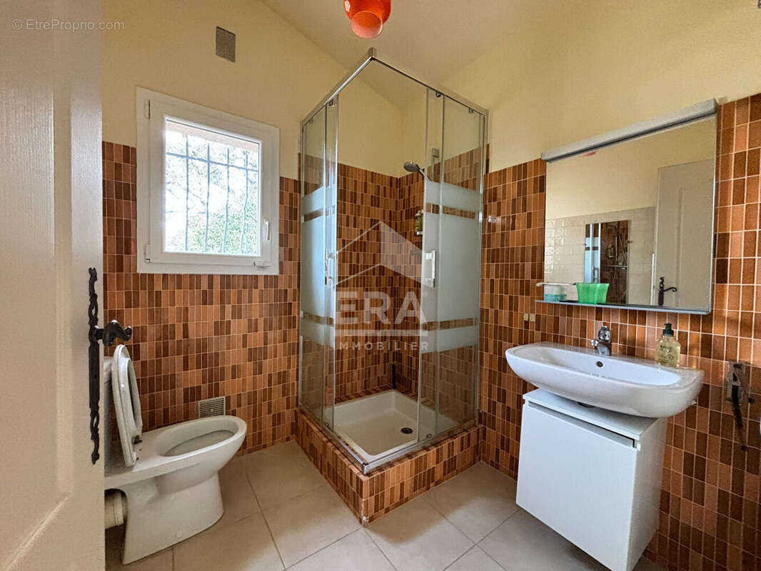 Maison à ROQUEBRUNE-SUR-ARGENS