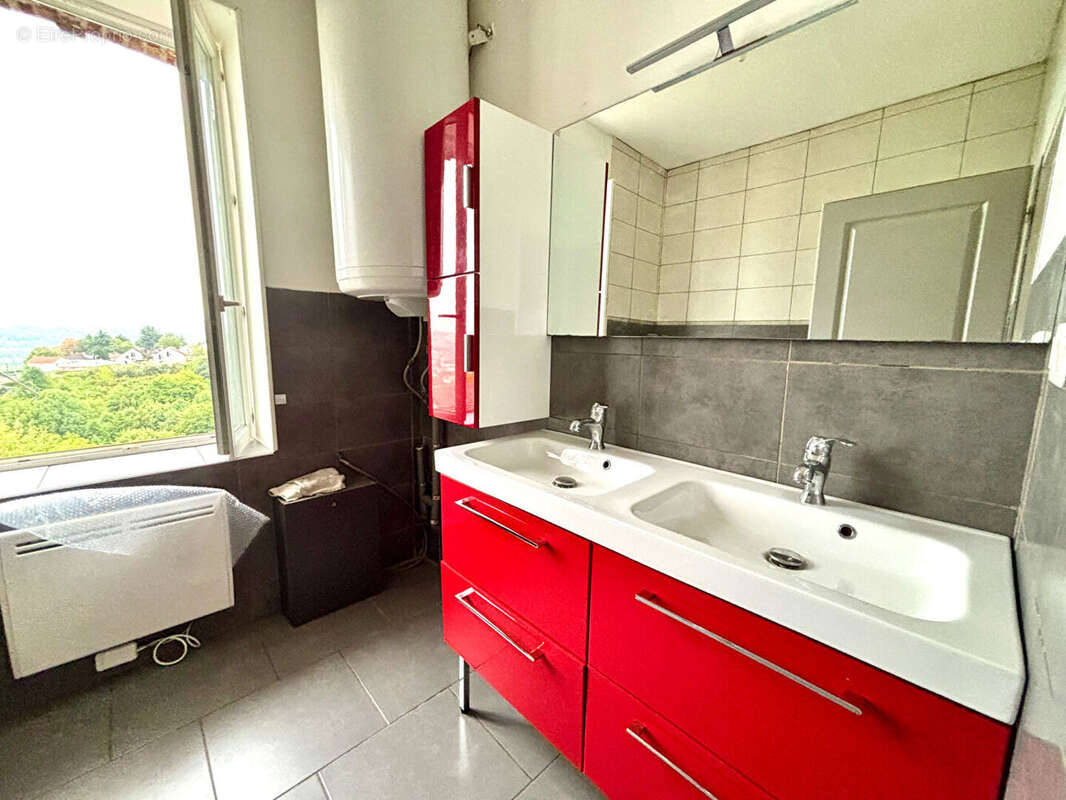 Maison à SAINT-ELOY-LES-MINES