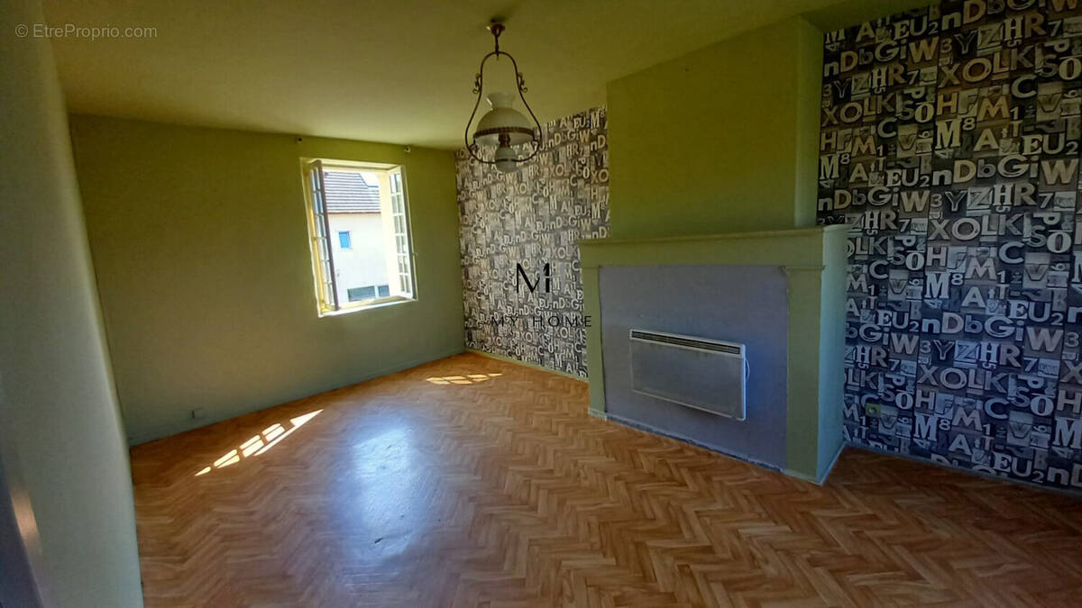 Maison à LA POTERIE-AU-PERCHE