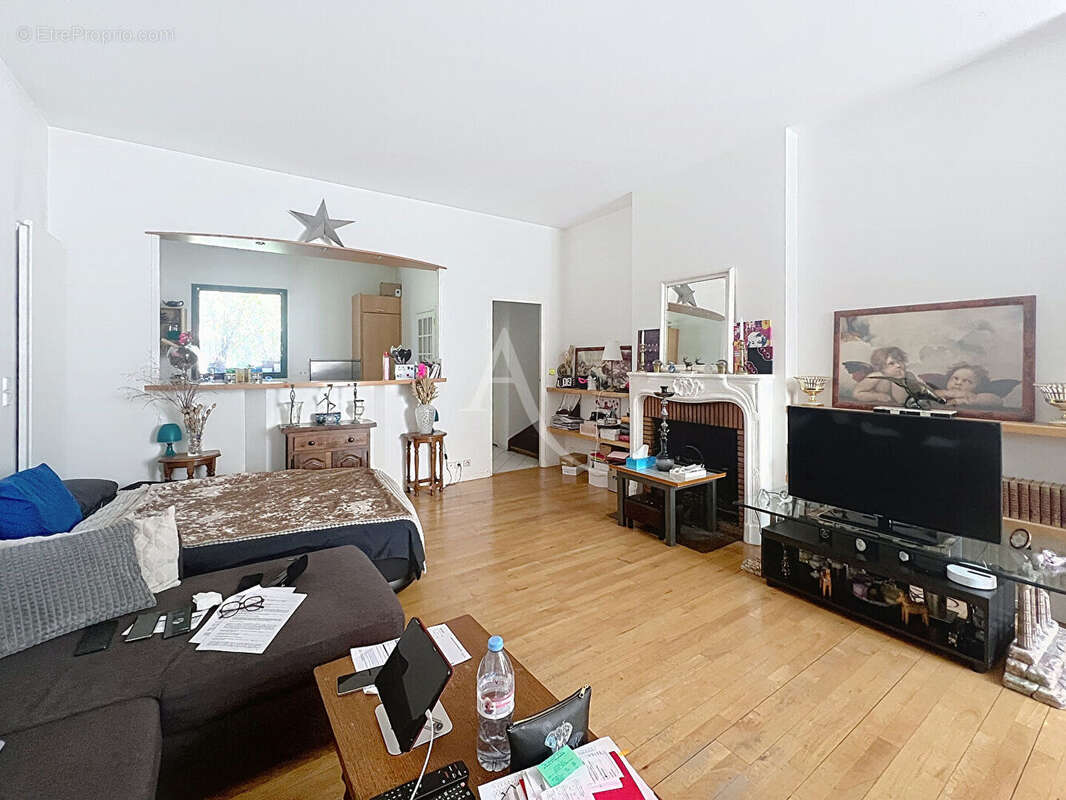 Appartement à SURESNES