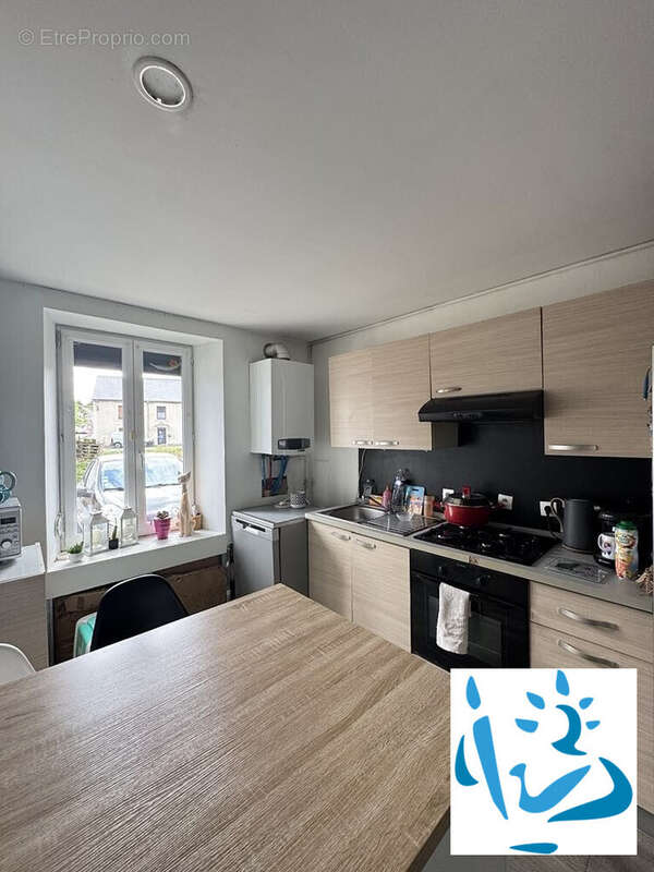 Maison à POURU-SAINT-REMY