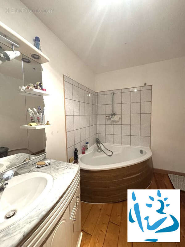 Maison à POURU-SAINT-REMY