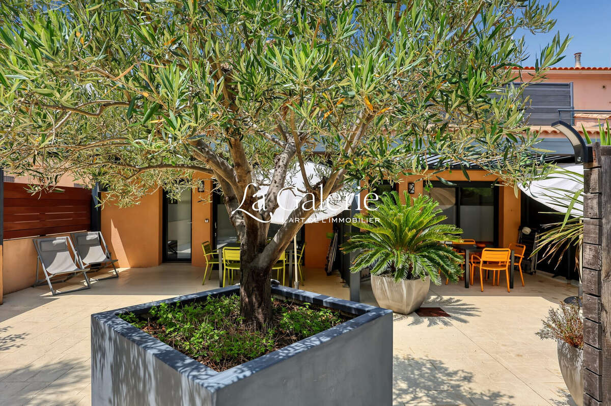 Appartement à HYERES