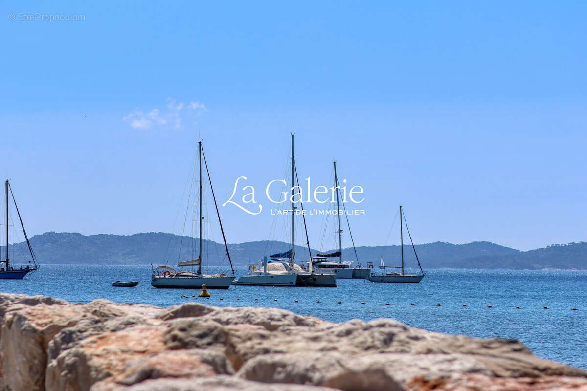 Appartement à HYERES