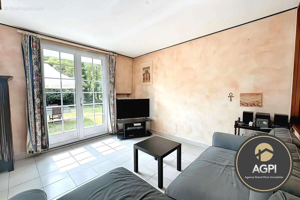 Maison à GIF-SUR-YVETTE