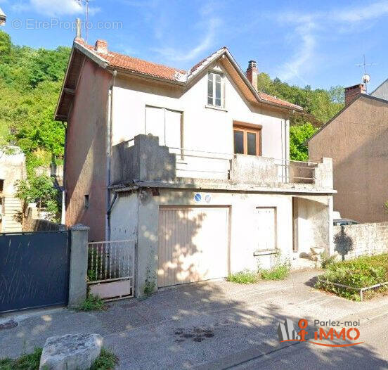 Maison à PONT-D&#039;AIN