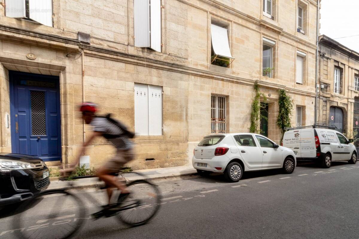 Appartement à BORDEAUX