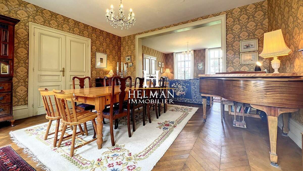 Maison à ESTREE-BLANCHE