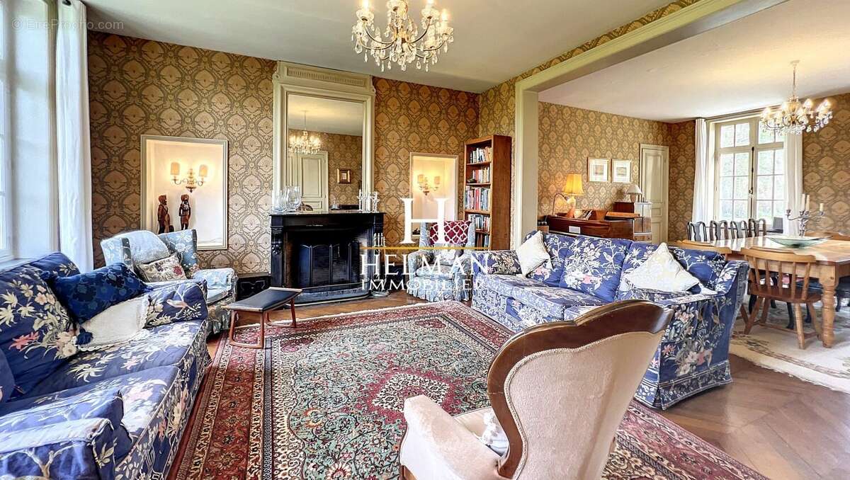 Maison à ESTREE-BLANCHE