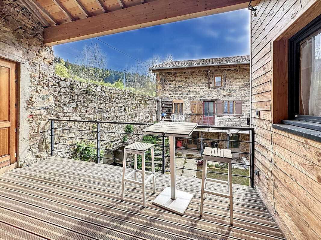 Maison à LA CHAPELLE-DE-GUINCHAY