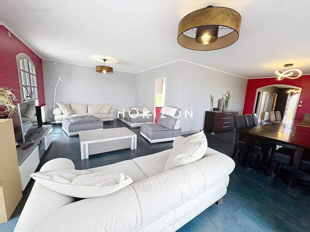 Maison à SAINT-SYMPHORIEN-DES-BOIS