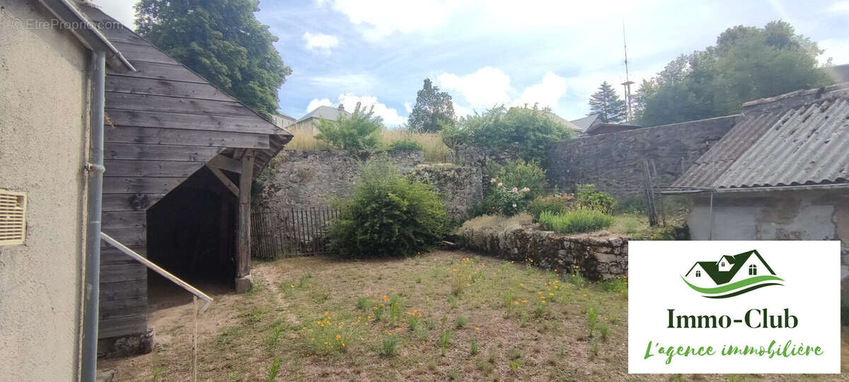 Maison à CHATEAU-CHINON(CAMPAGNE)