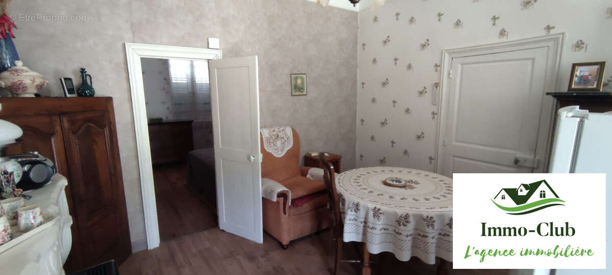 Maison à CHATEAU-CHINON(CAMPAGNE)