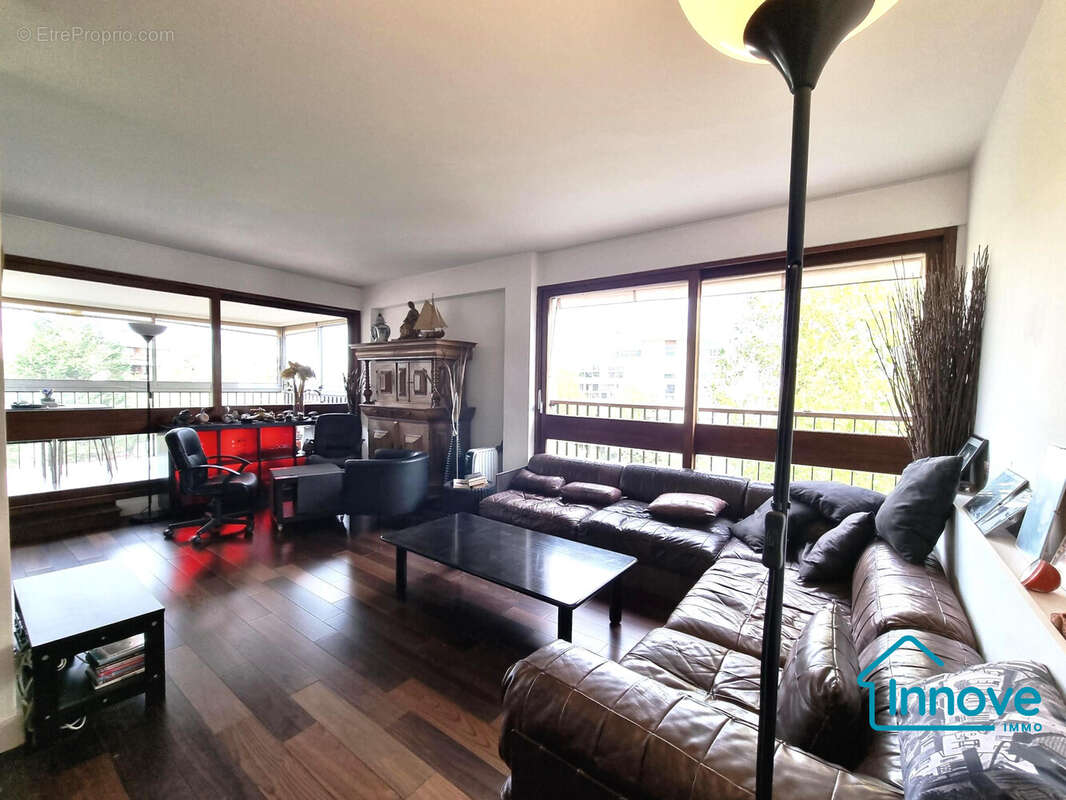 Appartement à LE CHESNAY