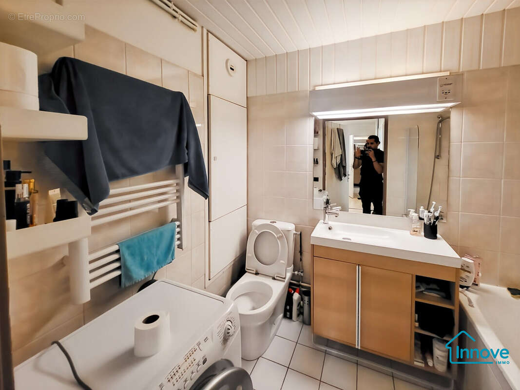 Appartement à PARIS-14E