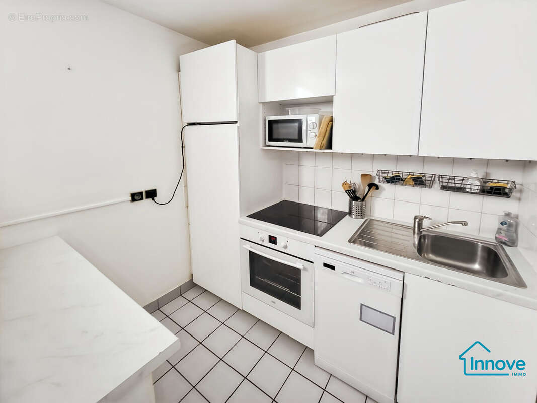 Appartement à PARIS-14E