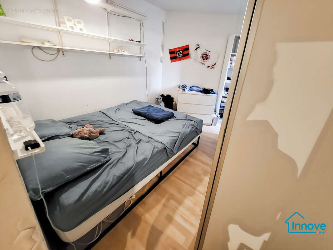 Appartement à PARIS-14E