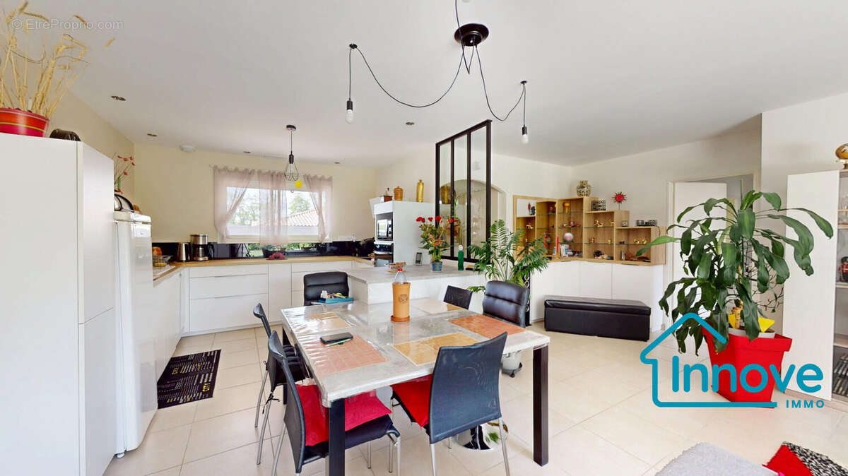 Maison à CASTELNAU-D&#039;ESTRETEFONDS