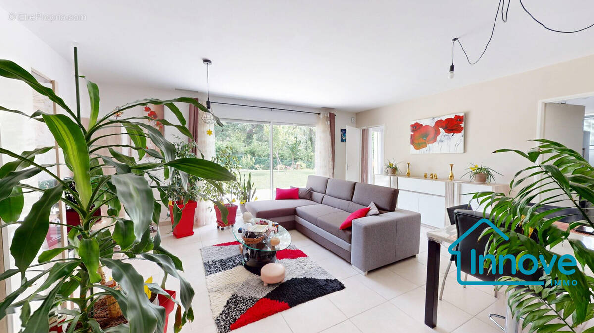 Maison à CASTELNAU-D&#039;ESTRETEFONDS